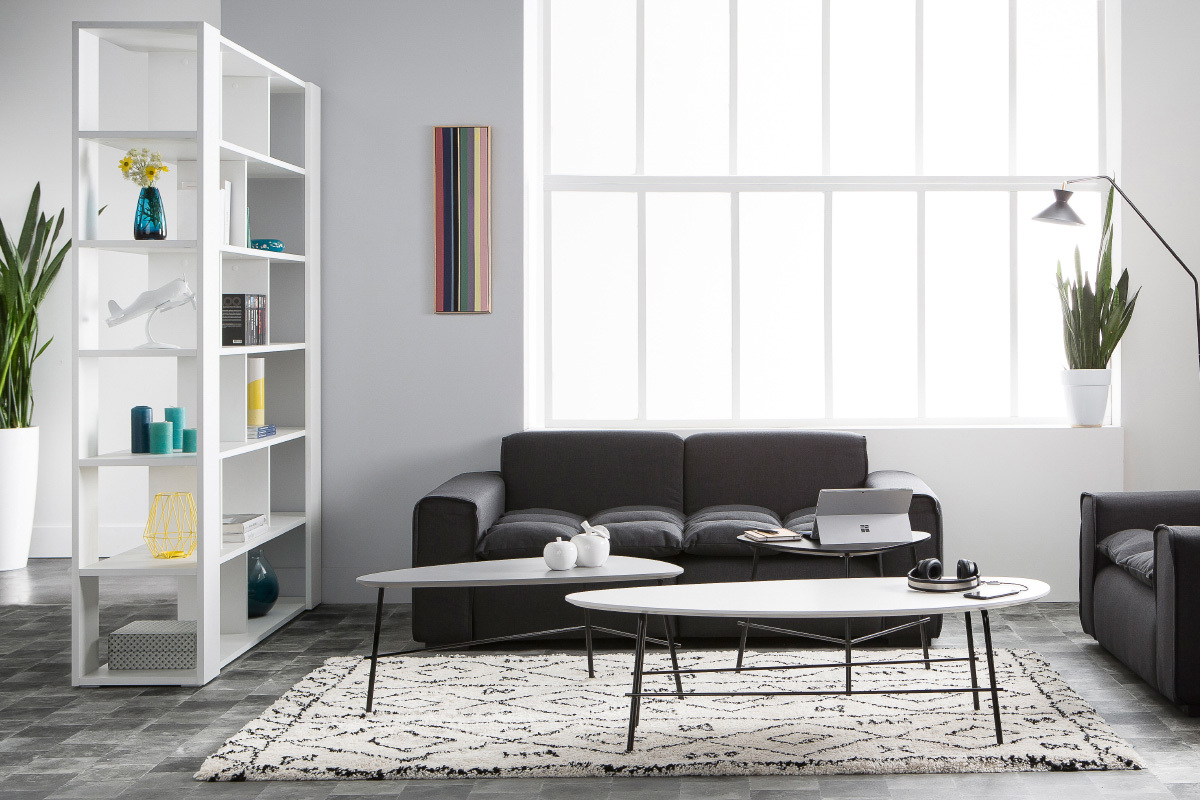 Table basse design m�tal blanc 131 cm BLOOM