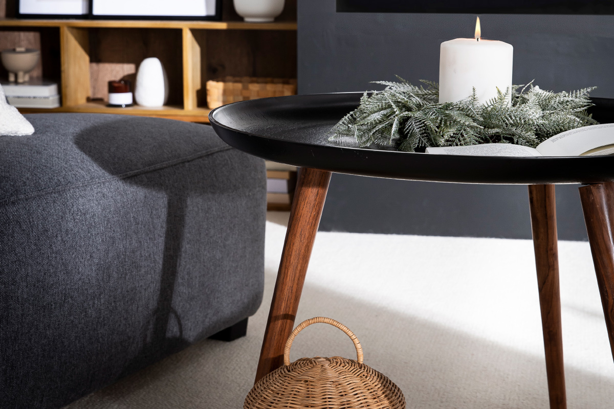 Table basse en aluminium noir et manguier D75 cm LUMI