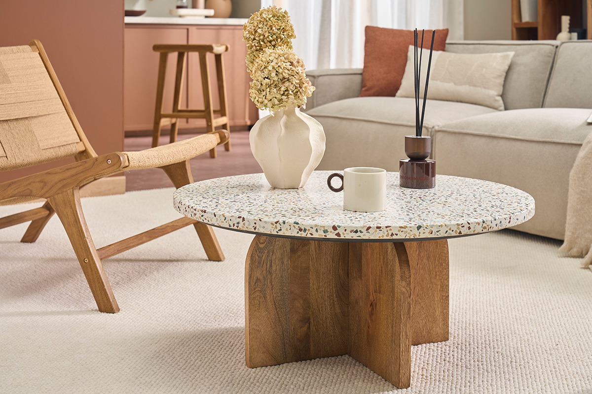 Table basse ronde en terrazzo et bois clair manguier massif D79.5 cm NESSA