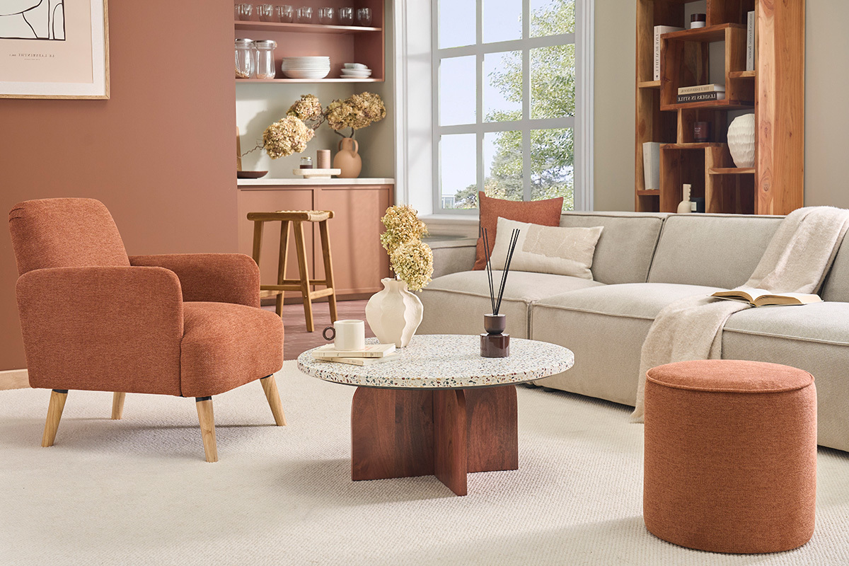 Table basse ronde en terrazzo et bois fonc� manguier massif D79.5 cm NESSA