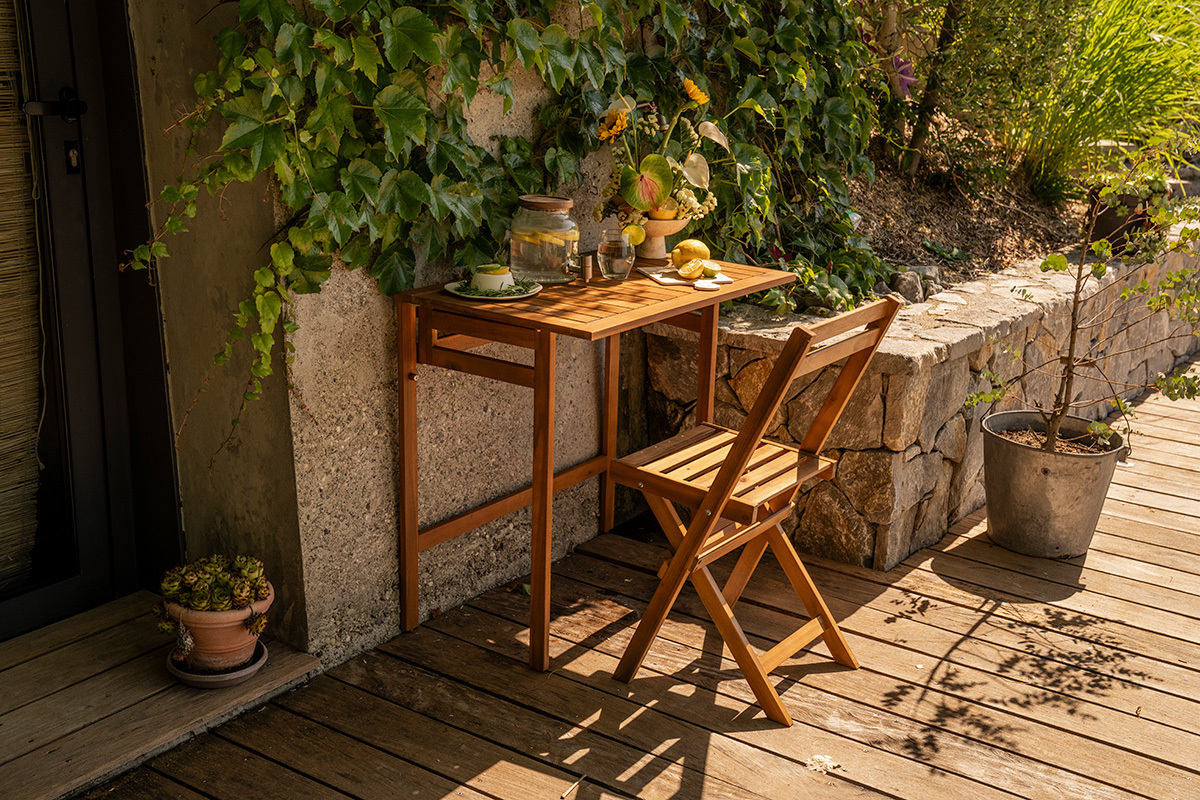 Table de balcon pliante en bois massif L80 cm CARMEN
