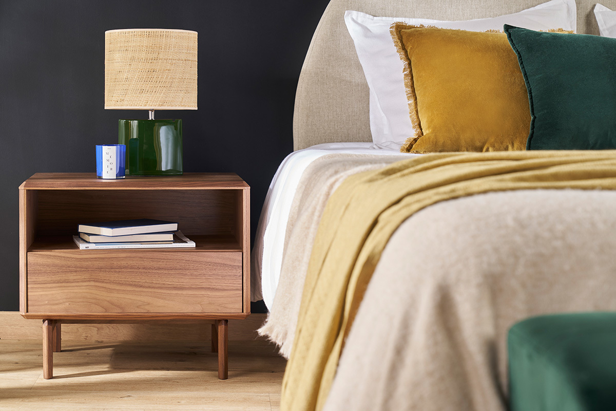 Table de chevet bois fonc� noyer SUVA