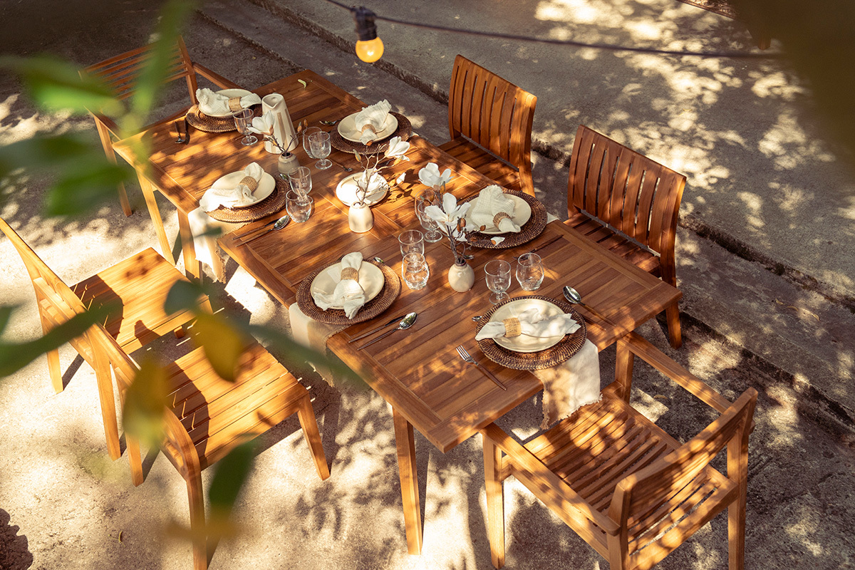 Table de jardin extensible en bois teck massif L160-210 cm LOMBOK