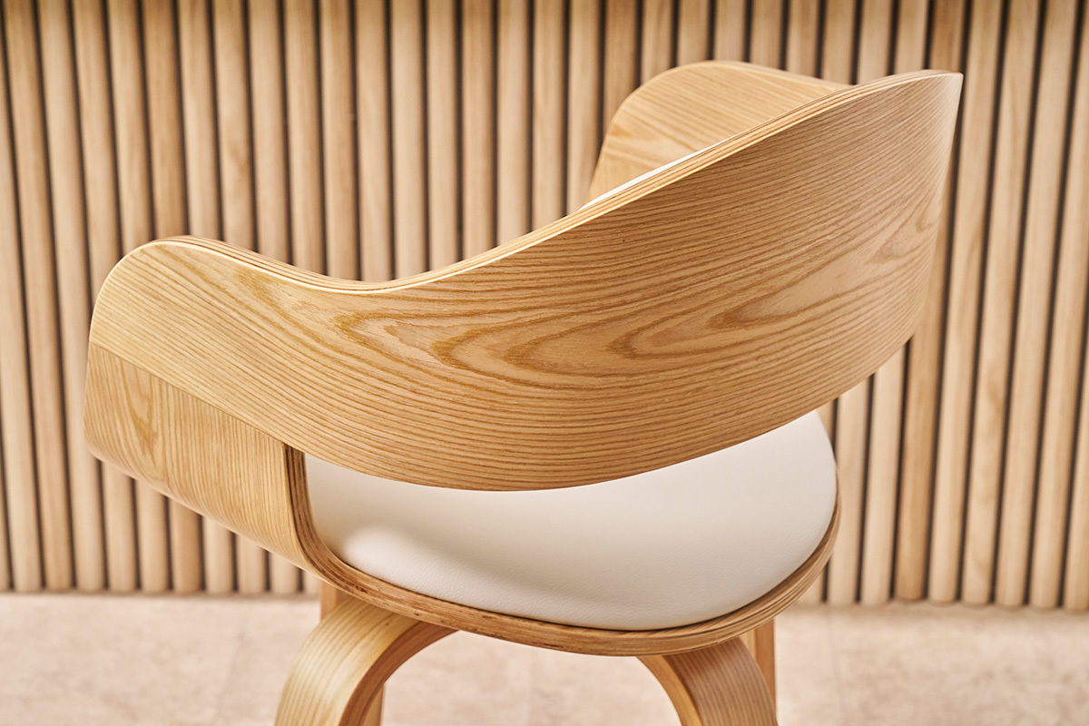 Tabouret de bar design pivotant blanc et bois clair H65 cm GAO