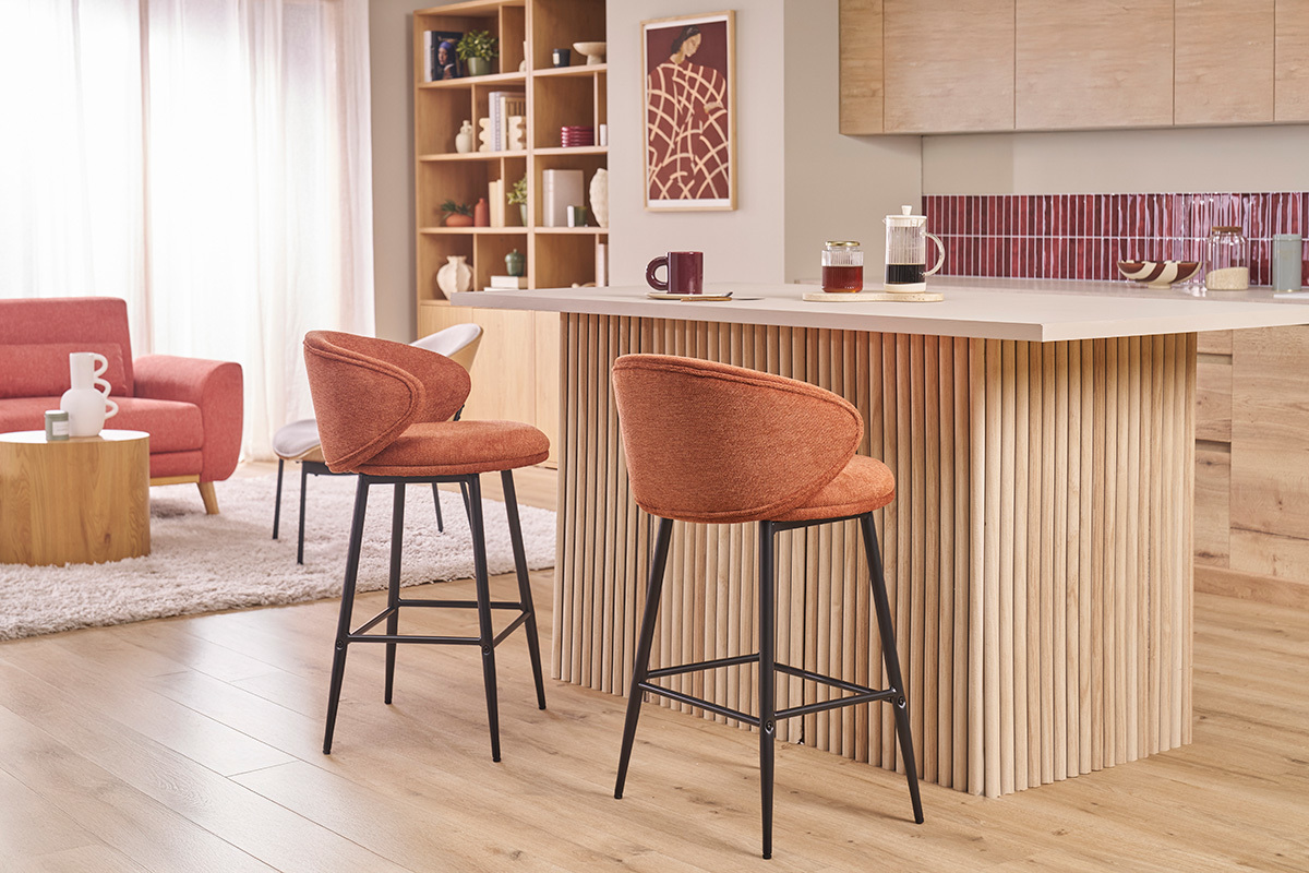 Tabourets de bar design en tissu effet velours textur� terre br�l�e et m�tal noir (lot de 2) ROSALIE