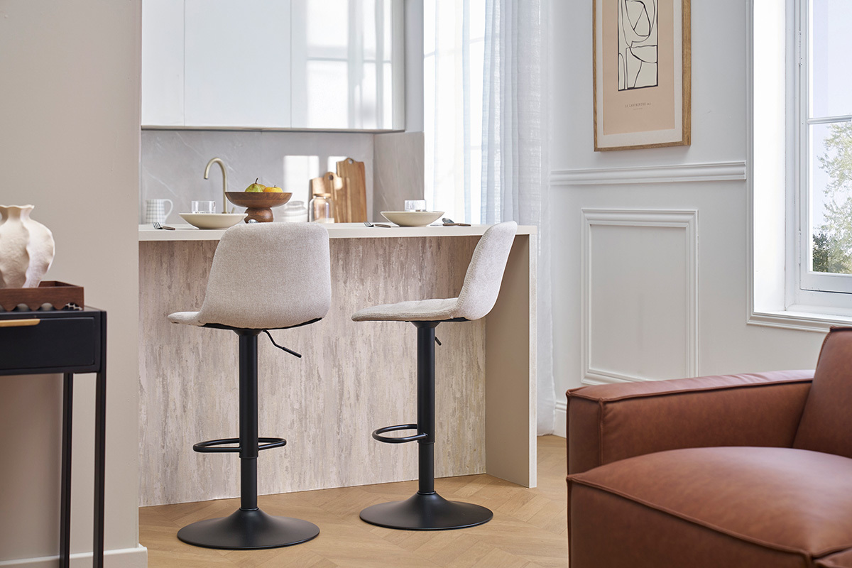 Tabourets de bar r�glables pivotants 360� en tissu effet velours textur� beige et m�tal (lot de 2) SAURY