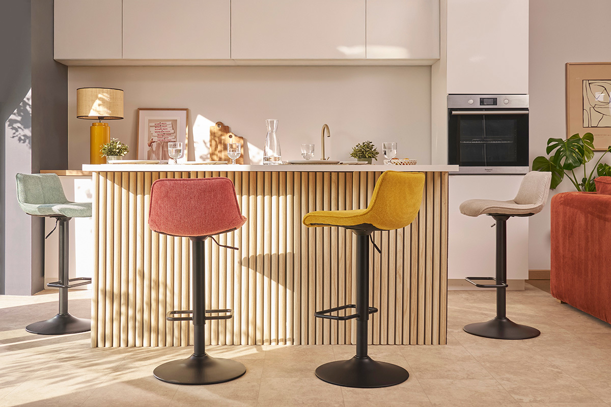 Tabourets de bar r�glables pivotants 360� en tissu taupe et m�tal noir (lot de 2) BOOST