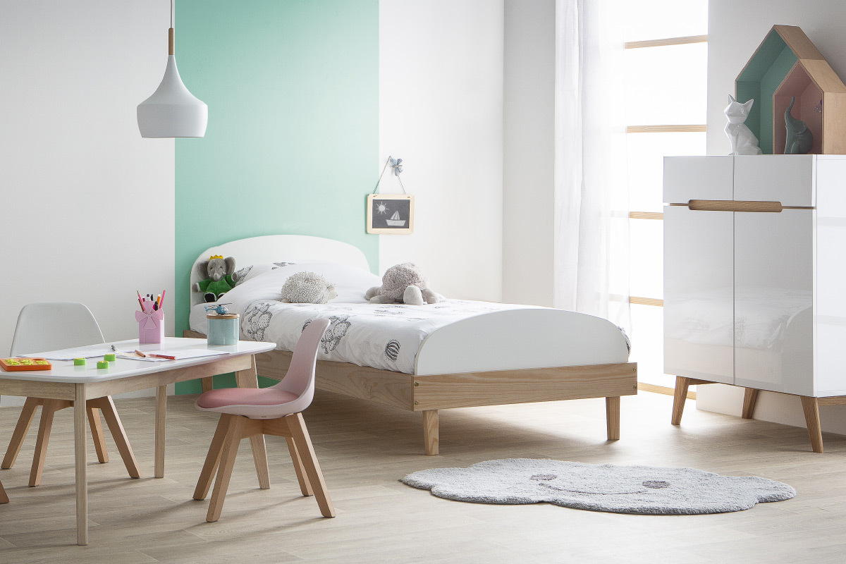 Tapis enfant en coton bleu 75x115 cm NIMBUS