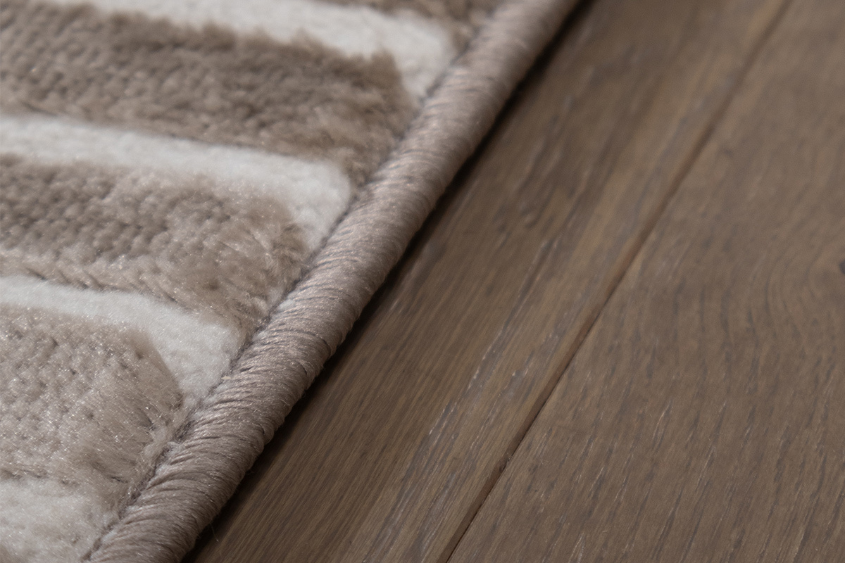 Tapis graphique rectangulaire taupe 160 x 230 cm MAGNUS