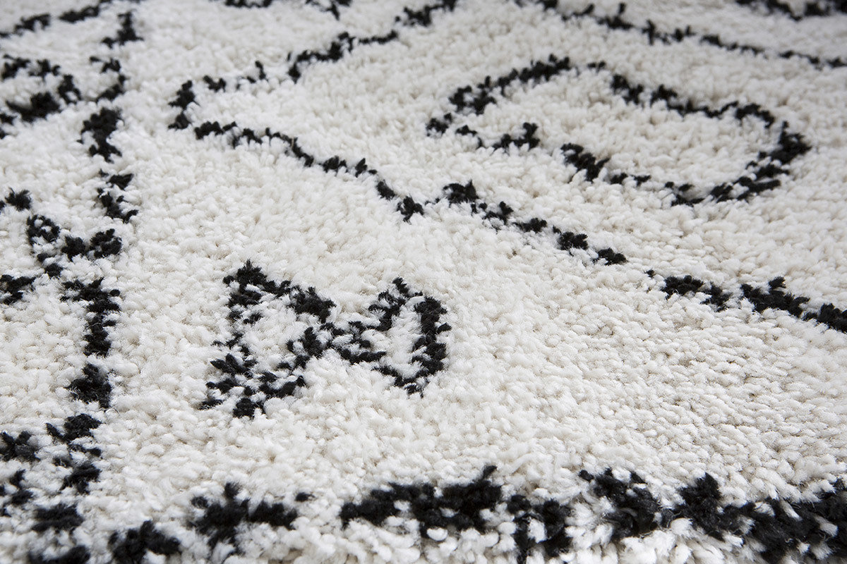 Tapis style berb�re blanc cass� en polypropyl�ne 160x230 cm GRAPHIK