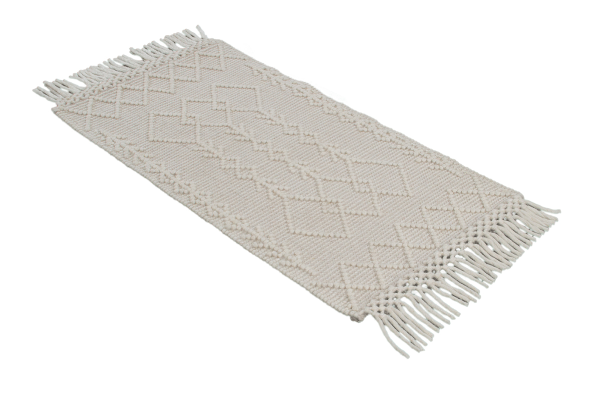 Tapis tiss  la main cru avec motifs en relief et franges 60 x 120 cm DENALI