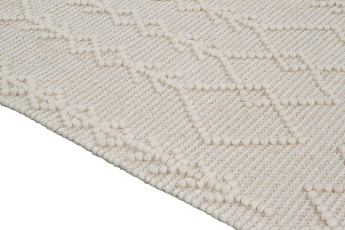 Tapis tiss  la main cru avec motifs en relief et franges 60 x 120 cm DENALI