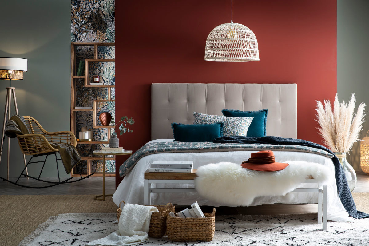 Tte de lit capitonne en tissu velours bleu fonc L160 cm HALCIONA