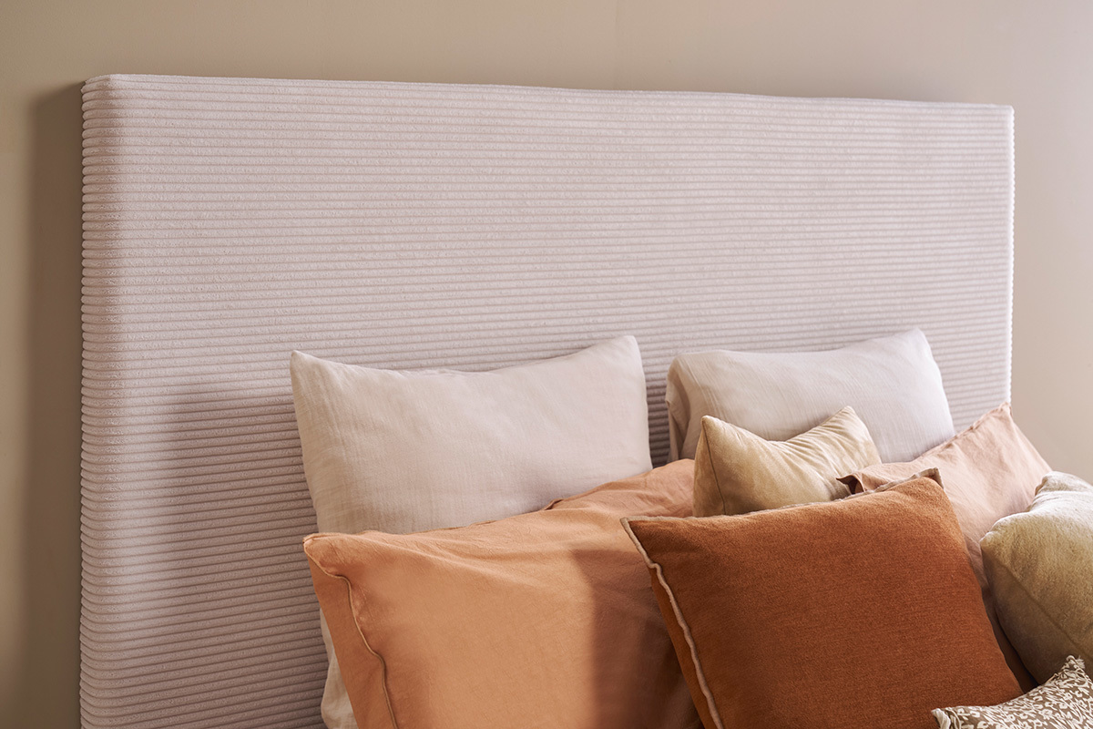 Tte de lit en tissu velours ctel beige L160 cm YOLANDA