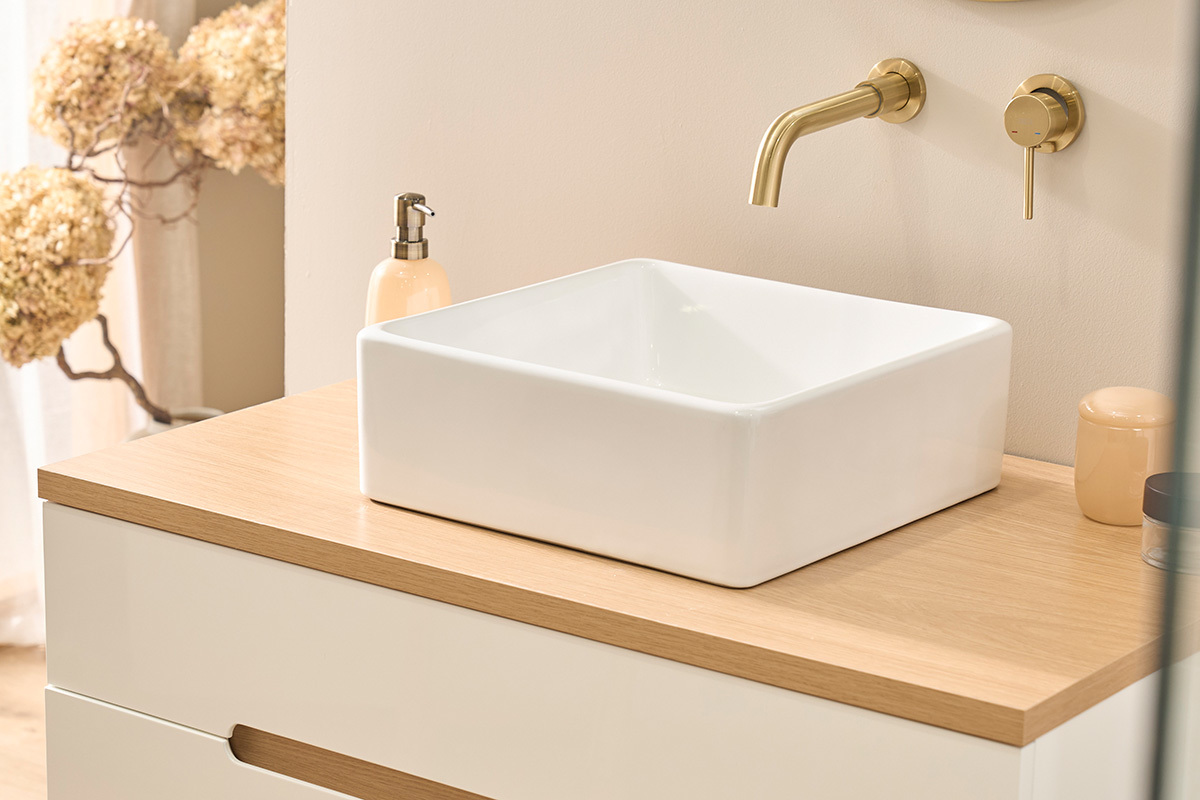 Vasque carr�e en c�ramique blanche L39 cm MILA